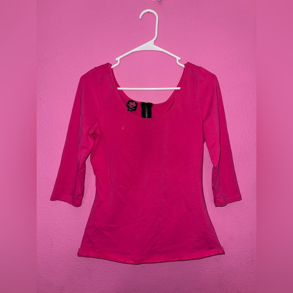 2B Bebe Fuchsia Open Back Blouse